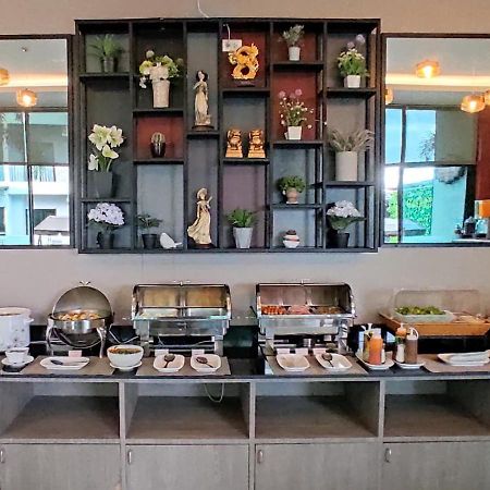 J.P.Grand Hotel 达叻府 外观 照片