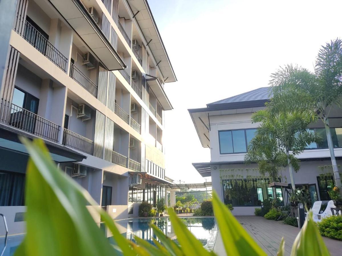 J.P.Grand Hotel 达叻府 外观 照片