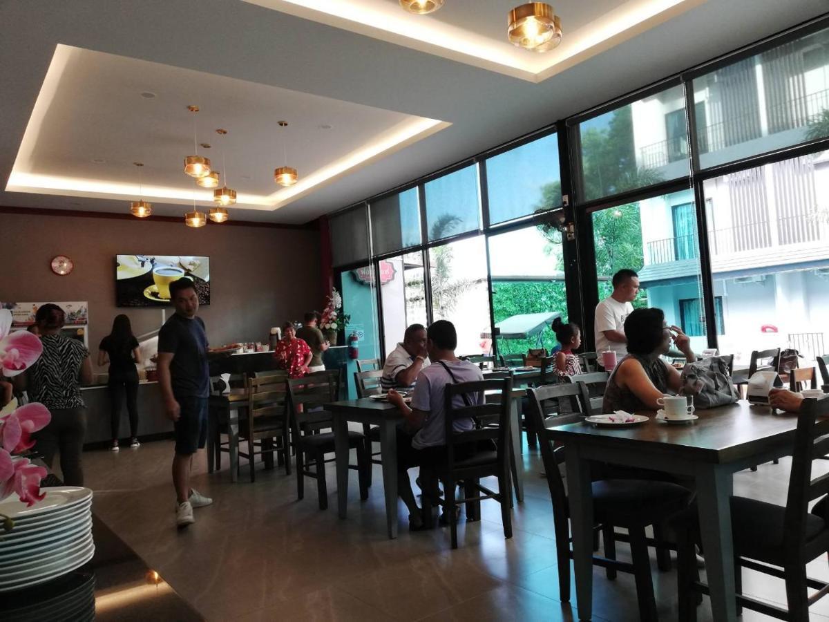 J.P.Grand Hotel 达叻府 外观 照片
