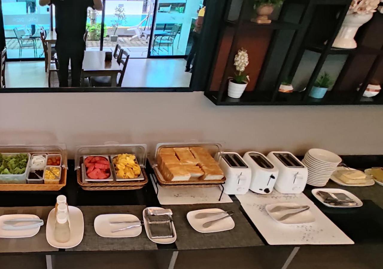 J.P.Grand Hotel 达叻府 外观 照片